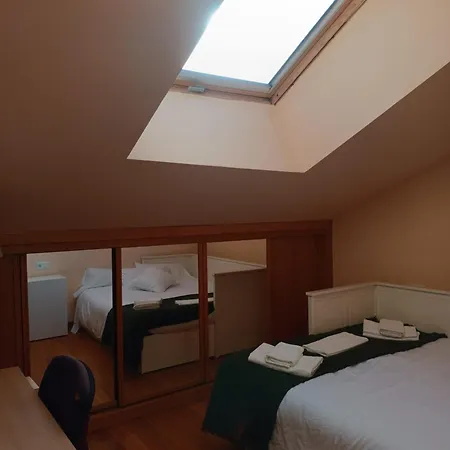 Atico Duplex En Plaza De Trascorrales *